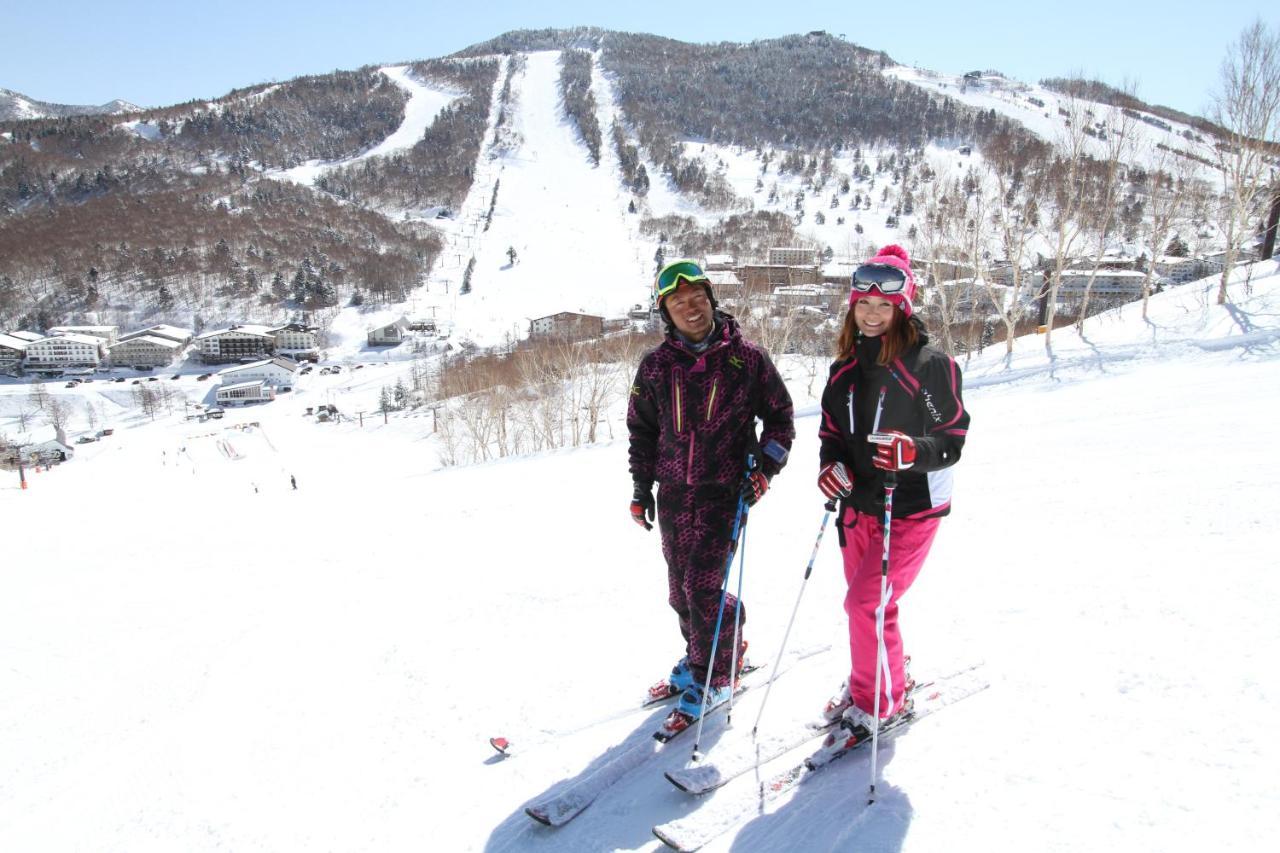 Shiga Kogen Olympic Hotel Яманоуті Екстер'єр фото