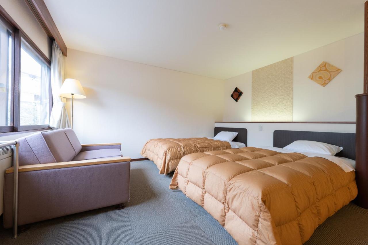 Shiga Kogen Olympic Hotel Яманоуті Екстер'єр фото