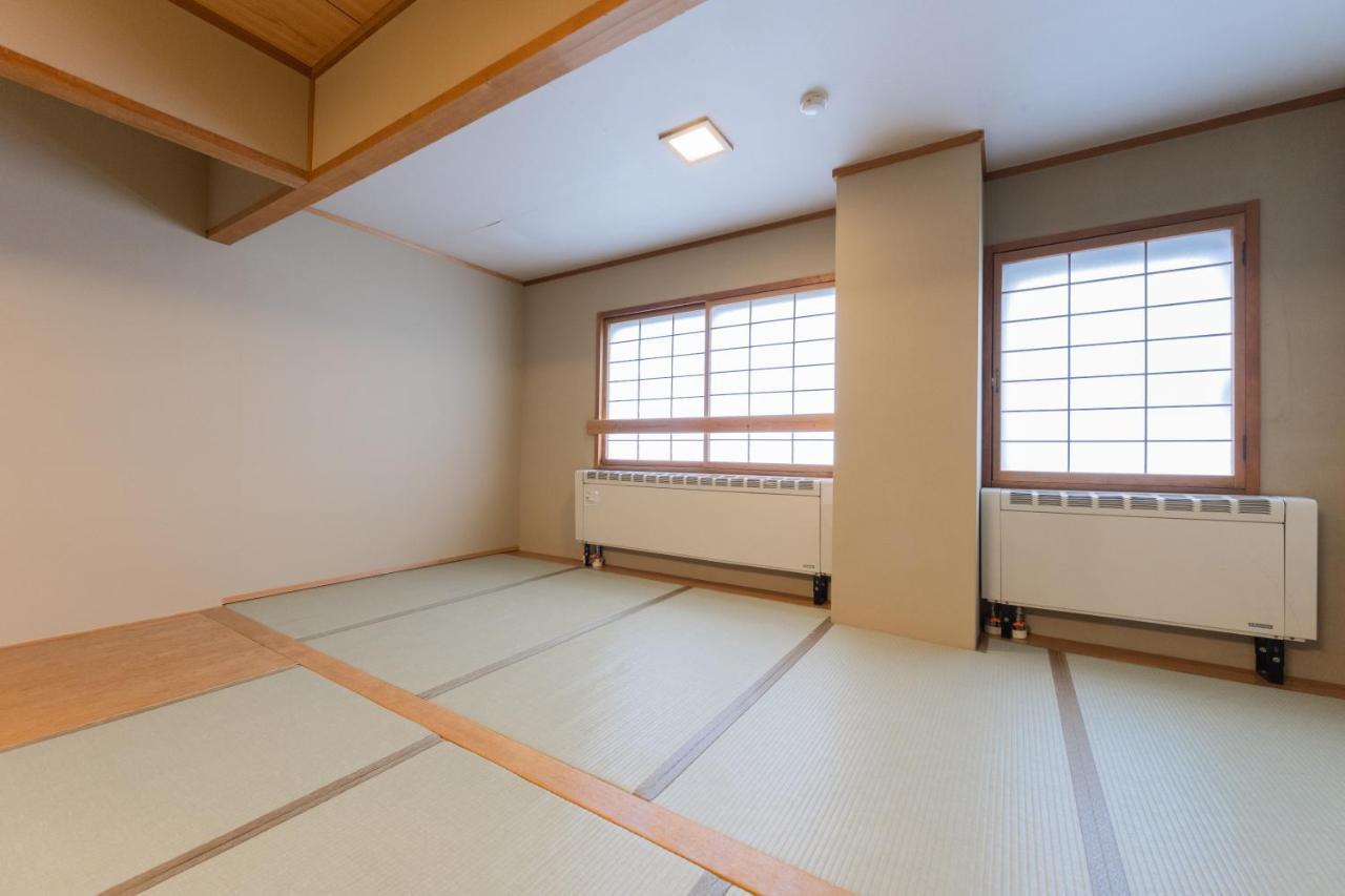 Shiga Kogen Olympic Hotel Яманоуті Екстер'єр фото