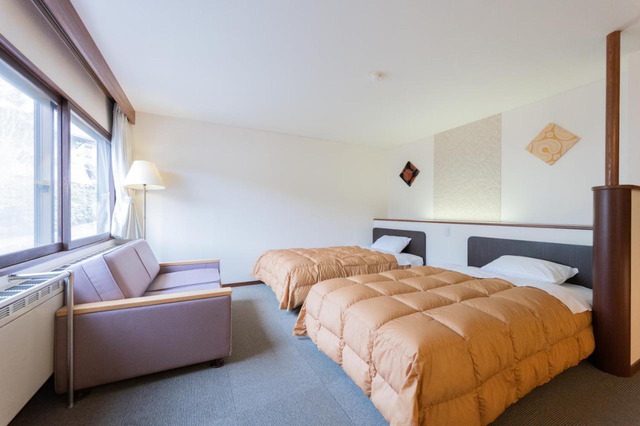 Shiga Kogen Olympic Hotel Яманоуті Екстер'єр фото